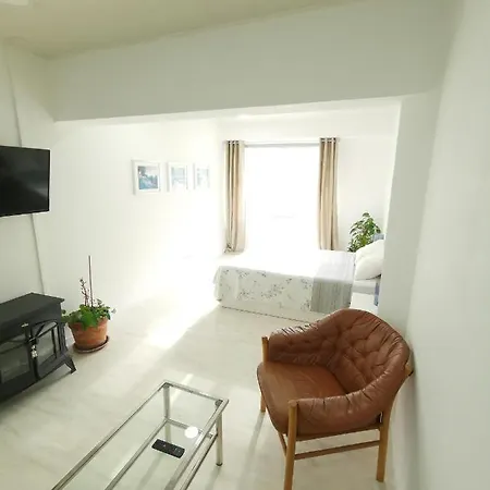 Con Entrada Independiente *